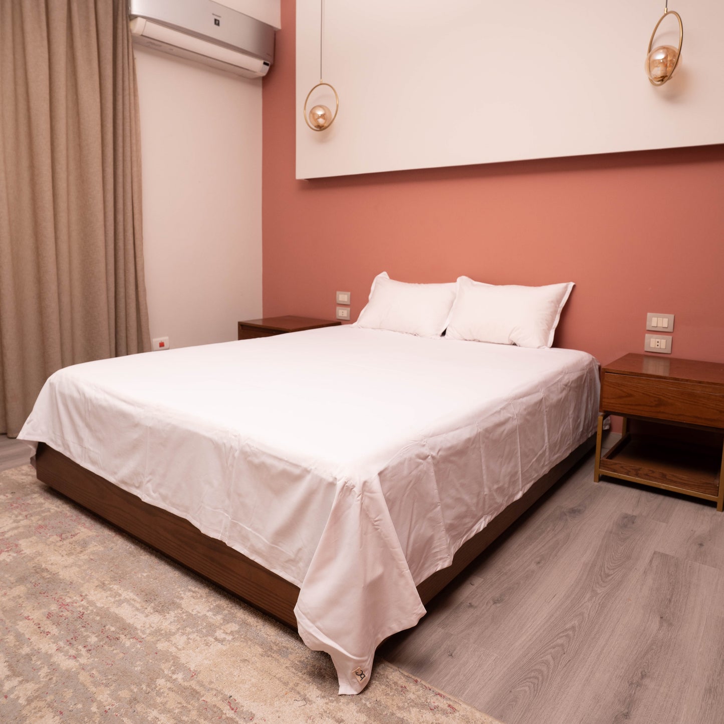 WHITE SATIN BEDSHEET