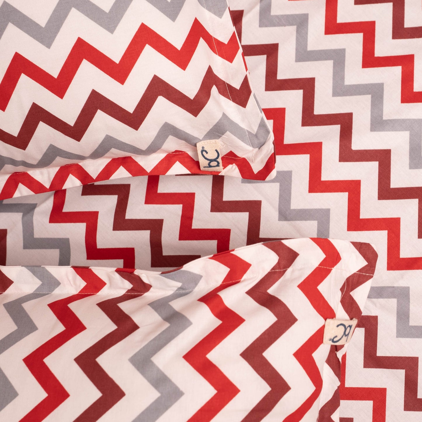 Limited Summer'25 Collection! URBAN ZIGZAG COTTON BEDSHEET