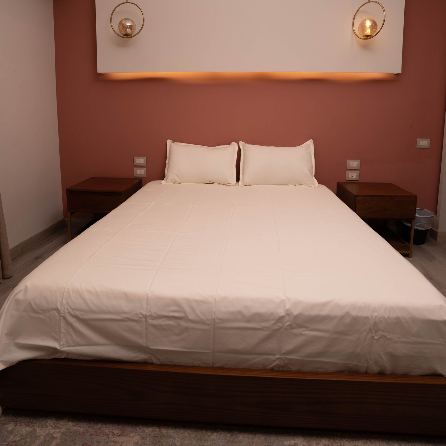 OFF WHITE MICROFIBER BEDSHEET