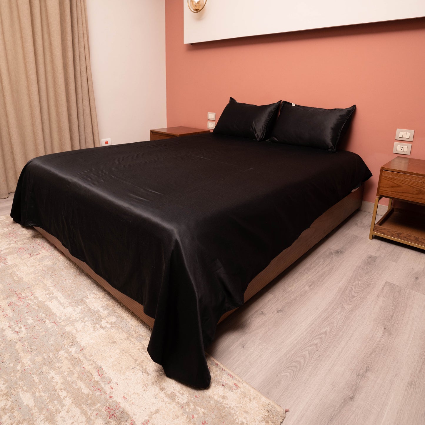 BLACK SATIN BEDSHEET