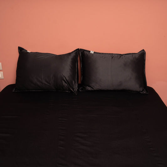 BLACK SATIN BEDSHEET