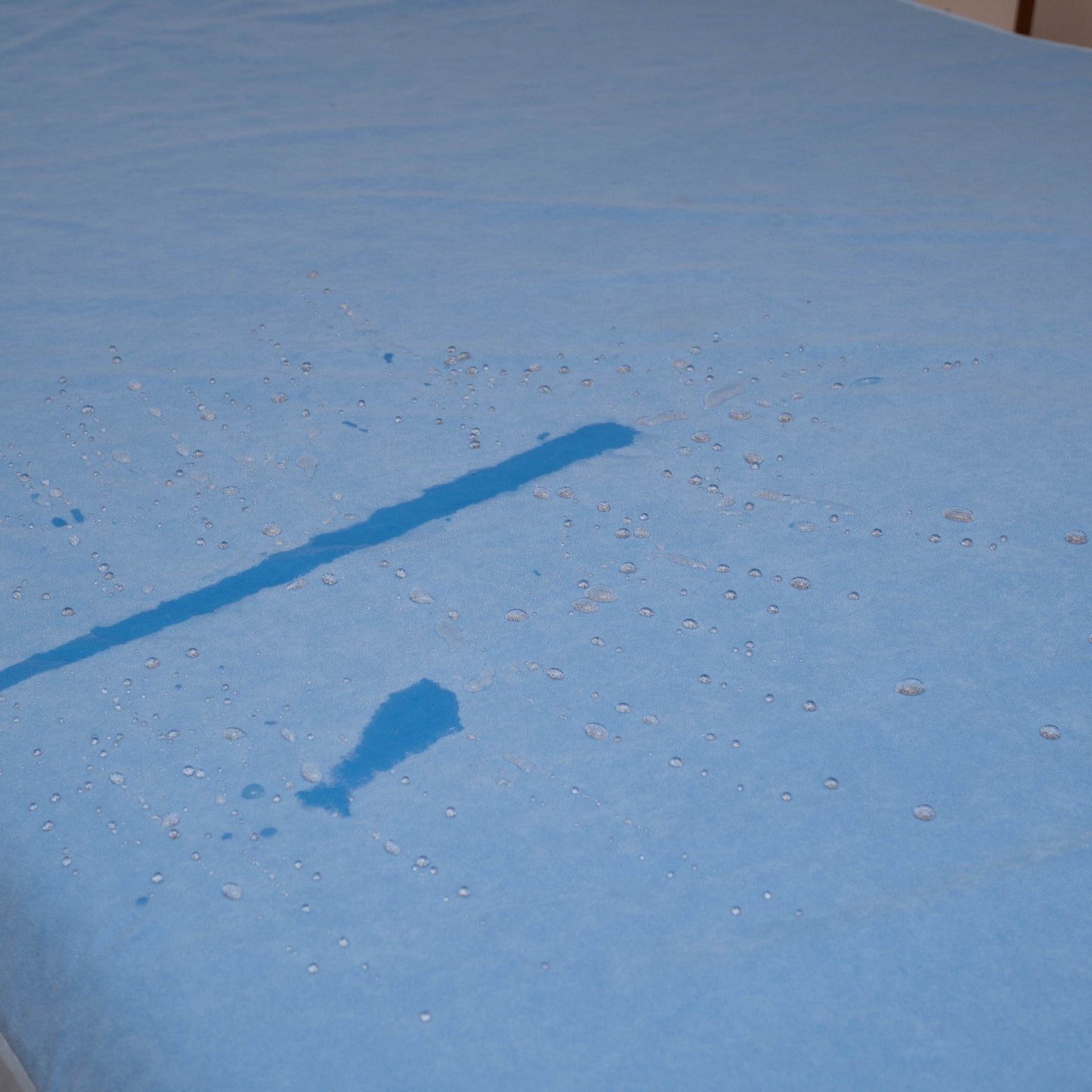 WATERPROOF MATTRESS PROTECTOR