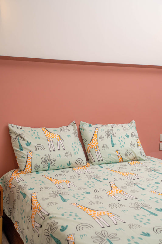 Kids Collection - GENTLE GIRAFFE POLYCOTTON BEDSHEET
