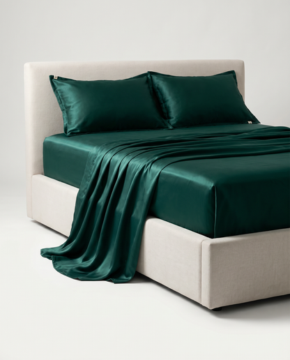 SATIN-COLOR Emerald Green 2 | Emerald satin side drape
