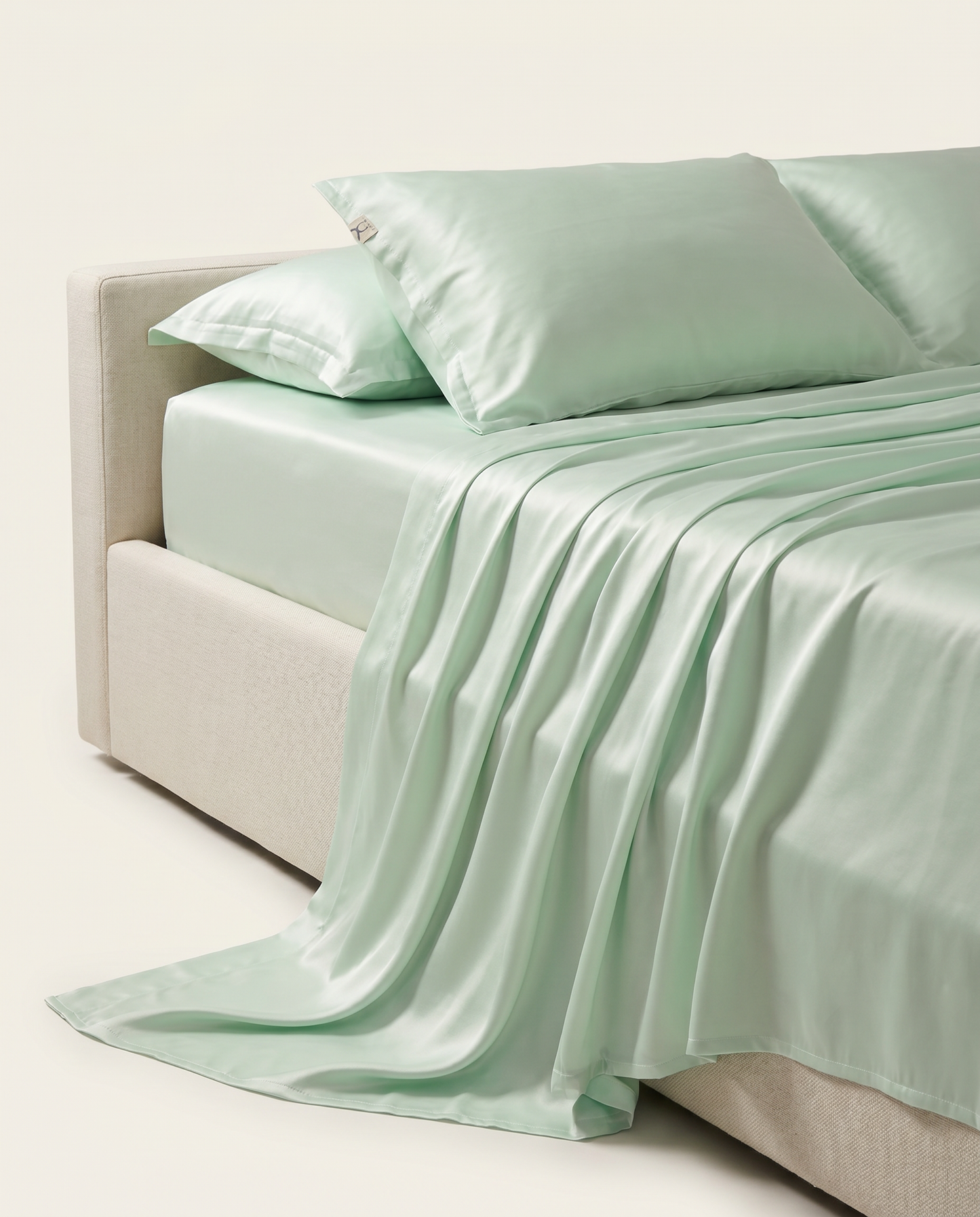 SATIN-COLOR mint 2 | Mint satin side drape