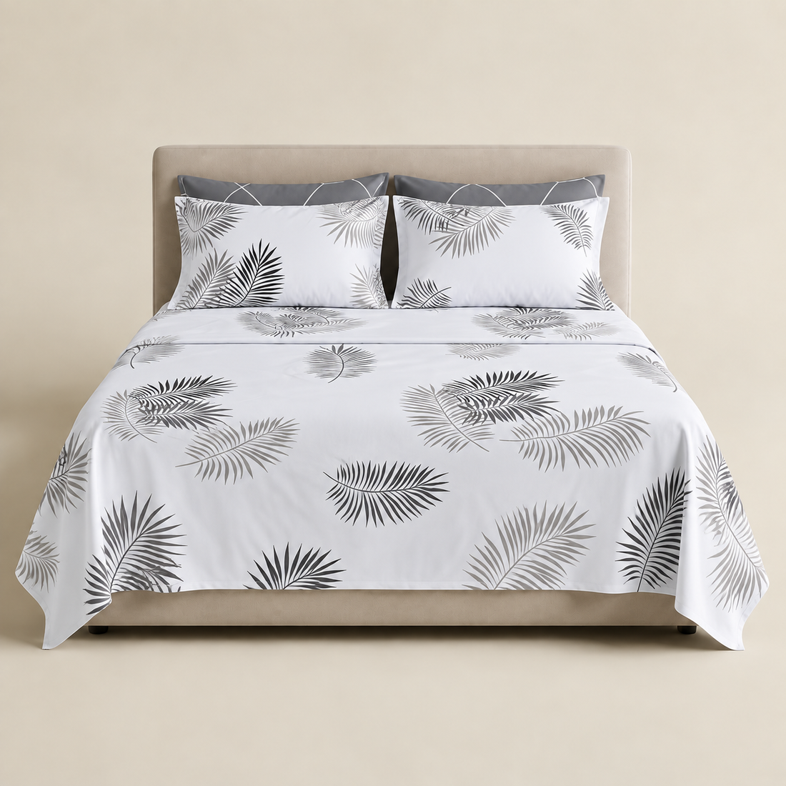 Monochrome Palm Cotton Bedding Set — Tropical Calm, Modern Style